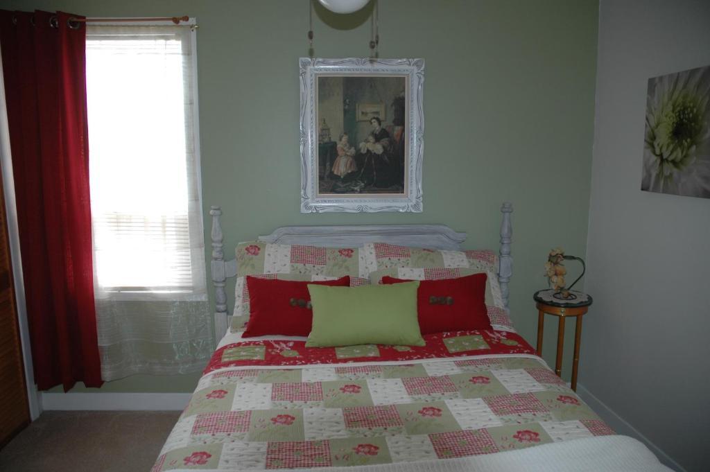 Saint-Joseph-de-la-Rive Auberge De La Rive De Charlevoix - Auberge De Jeunesse Familiale Pour Voyageurs De Tous Ages חדר תמונה